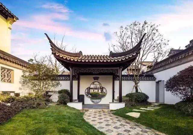 青島別墅庭院設計 青島別墅庭院設計