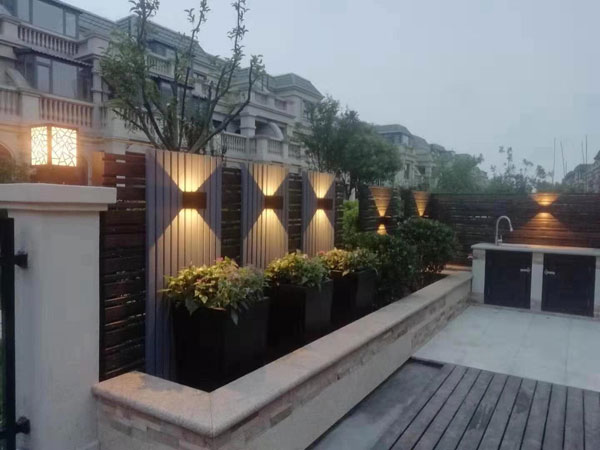 蘭亭景觀采用低壓安全電路設(shè)計，給予客戶滿滿的安全感