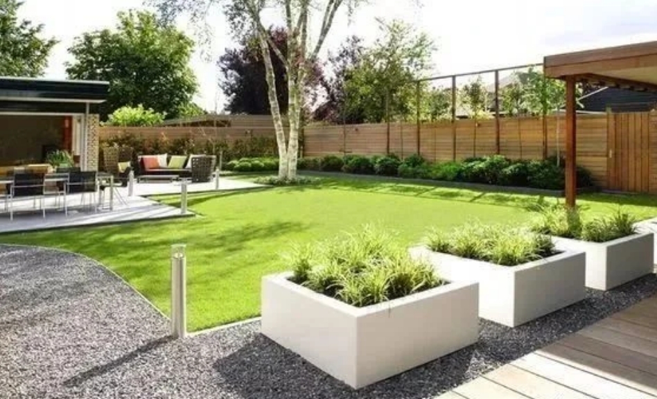 每一寸草坪，皆一處風景